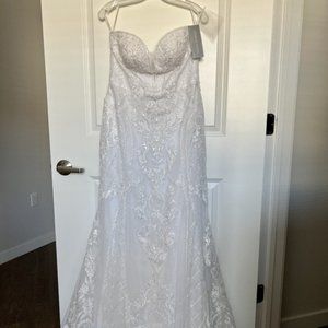 Oleg Cassini (David's Bridal) Wedding Dress - BRAND NEW